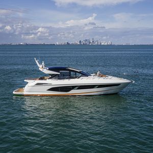 motor-yacht de croisière