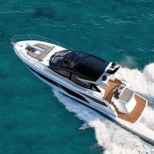 motor-yacht de croisière