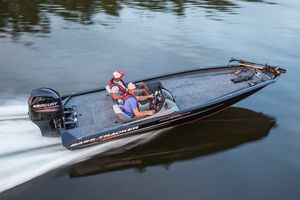 bass boat hors-bord