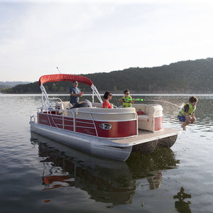 bateau ponton hors-bord 1