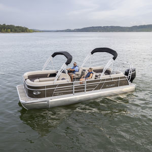 bateau ponton hors-bord 1