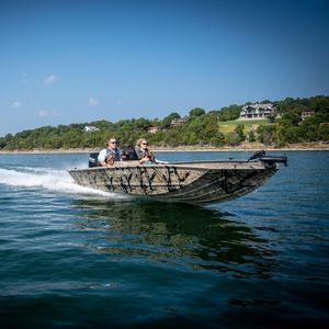 jon boat hors-bord 1