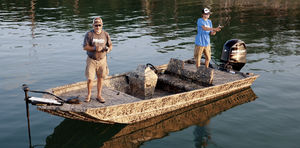 jon boat hors-bord 1