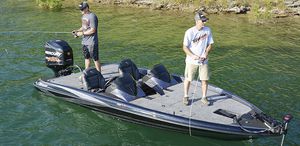bass boat hors-bord 1