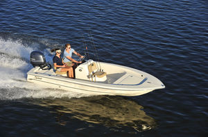 bay boat hors-bord 1