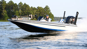 bass boat hors-bord 1