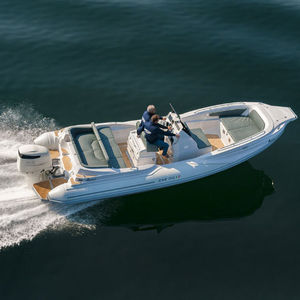 bateau pneumatique hors-bord / à console centrale / de sport / max. 14 personnes