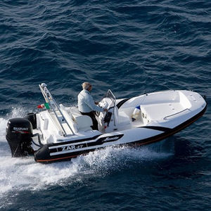 bateau pneumatique hors-bord 1