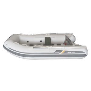 bateau pneumatique hors-bord