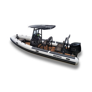 bateau pneumatique hors-bord 1