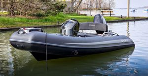 bateau pneumatique hors-bord 1