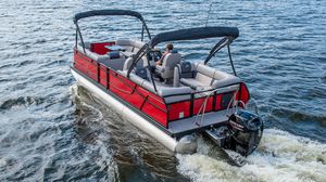bateau ponton hors-bord