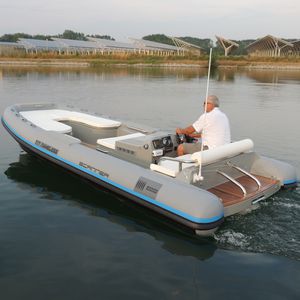 bateau pneumatique hydrojet