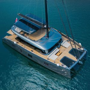 sailing-yacht catamaran