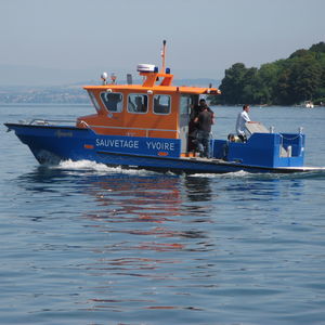 bateau professionnel bateau de sauvetage