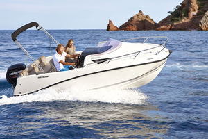 day-cruiser hors-bord