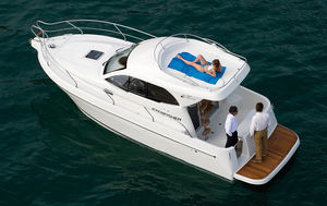 cabin-cruiser in-bord