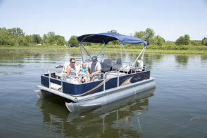 bateau ponton hors-bord 1