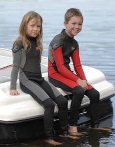 combinaison en néoprène pour sports nautiques