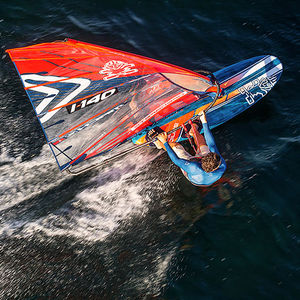 planche à voile de vitesse