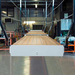 passerelle pour bateau
