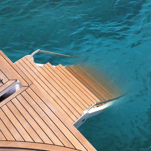 Echelles pour Ponton Marine Bateau 5 échelles Escalier Pliant en Acier  Inoxydable Pontoon Dock Échelle d'embarquement W/Extra Large Step for  inboard Plate-Forme Marine Yacht Piscine WJHCDDA : : Sports et  Loisirs