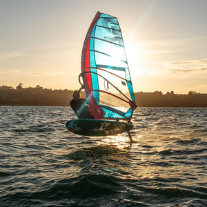 planche à voile de vitesse