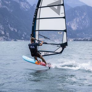 planche à voile de vagues 1