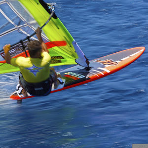 planche à voile de vitesse 1