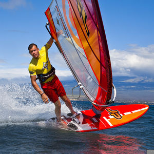 planche à voile de vagues