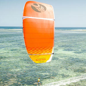 aile de kitesurf hybride