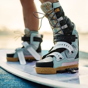 chausses de wakeboard