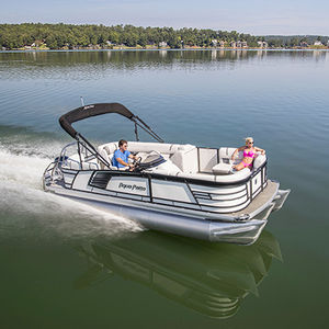 bateau ponton hors-bord 1