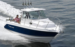 cabin-cruiser hors-bord