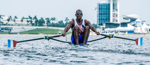 bateau d'aviron de course