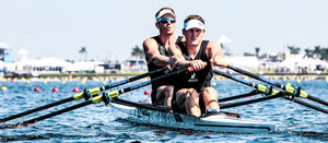 bateau d'aviron de course