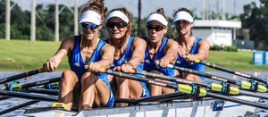bateau d'aviron de course