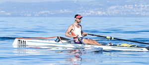 bateau d'aviron de course