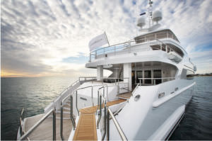 passerelle pour yacht