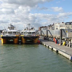 ponton flottant