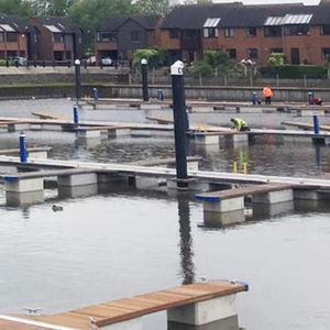ponton flottant