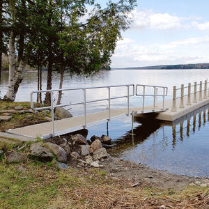 passerelle pour marina