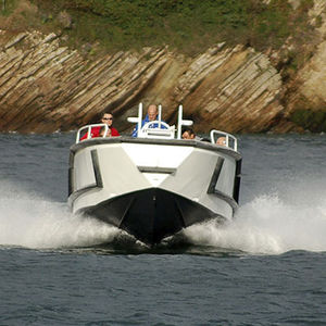 bateau de travail