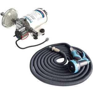kit avec pompe à eau (pour nettoyage de pont de bateau) 1