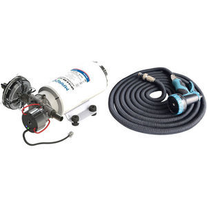 kit avec pompe à eau (pour nettoyage de pont de bateau) 1