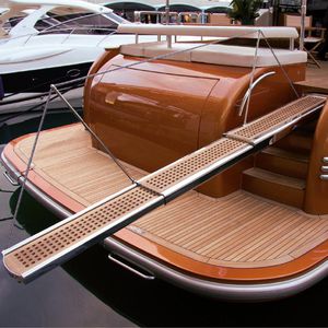 passerelle pour bateau