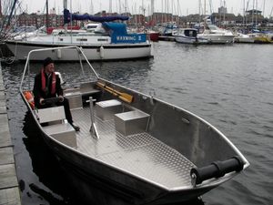 bateau utilitaire 1