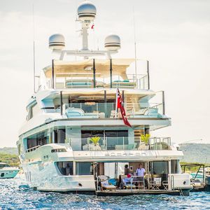 méga-yacht de croisière 1