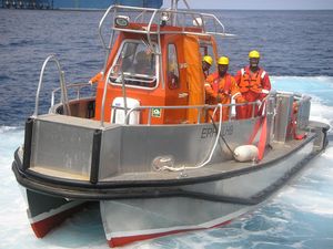 bateau de service offshore 1