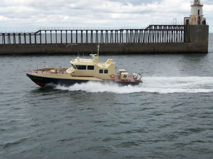 bateau de surveillance 1